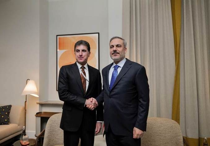 رئيس إقليم كوردستان ووزير الخارجية التركي يبحثان استئناف تصدير النفط