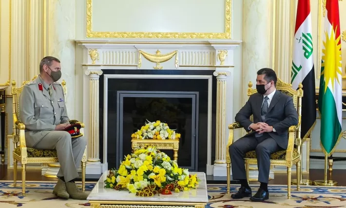 رئيس حكومة إقليم كوردستان ونائب القائد العام لقوات التحالف يبحثان الوضع في العراق وسوريا