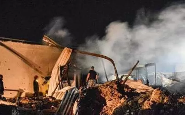 Iran … A huge fire broke out in a food factory