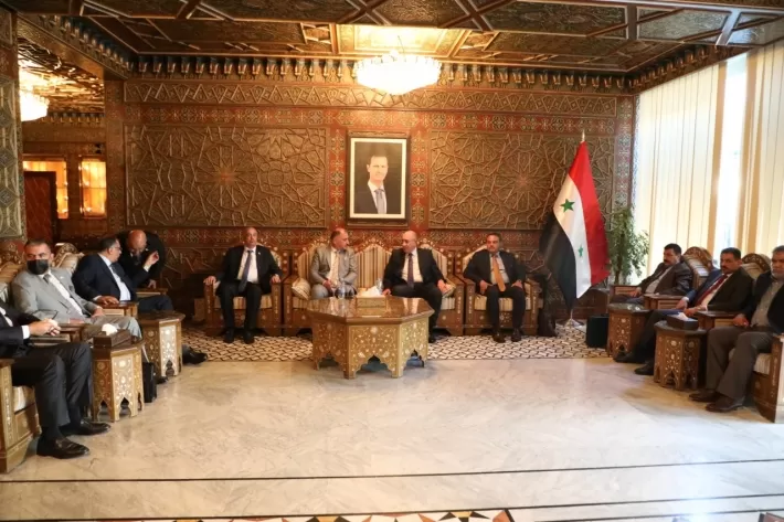 في مسعى لتوثيق العلاقات .. وزير الصناعة العراقي في دمشق لخمسة أيام