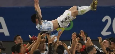 ميسي يفوز بالبطولة لأول مرة مع منتخب بلاده الأرجنتين