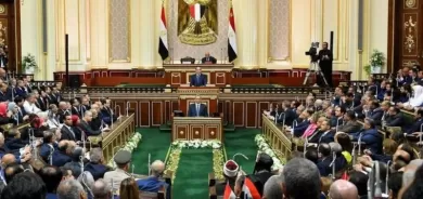 الإخوان المسلمين: إقرار قانون يسمح للحكومة المصرية بفصل أعضاء الجماعة من العمل