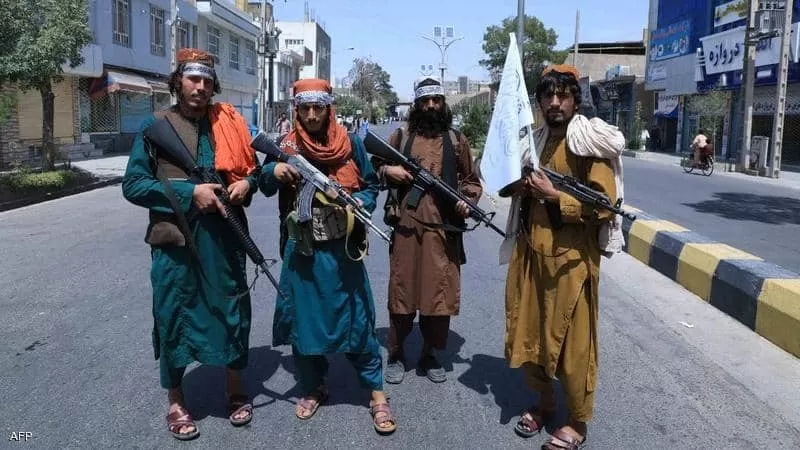 طالبان تتحدث عن إطار جديد للحكم.. ومحادثات لتشكيل حكومة