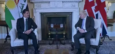 Boris Johnson bi Ala Kurdistanê pêşwazî li Nêçîrvan Barzanî kir