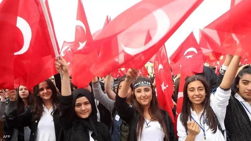 تقرير: تراجع شعبية حزب أردوغان وسط الشباب