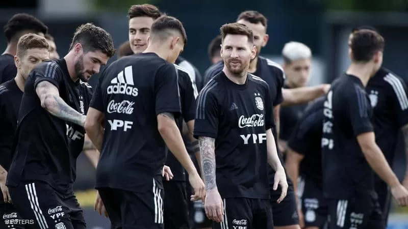 ميسي جاهز للعب أساسيا مع الأرجنتين ومدربه يرد على سان جرمان