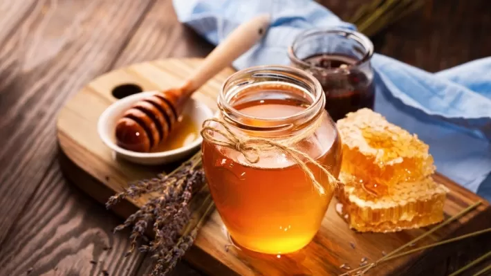 متى يتوجب عليك التوقف عن تناول العسل؟