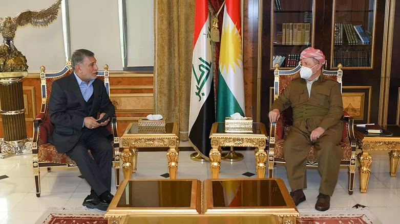 Serok Barzanî pêşwazî li siyasetmedarê Iraqê Izet Şahbender dike