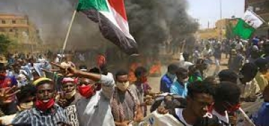 السودان.. تظاهرات مرتقبة وسط انتشار أمني كثيف وقطع للإنترنت
