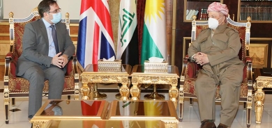 الرئيس بارزاني يبحث مستجدات العملية السياسية مع السفير البريطاني لدى بغداد