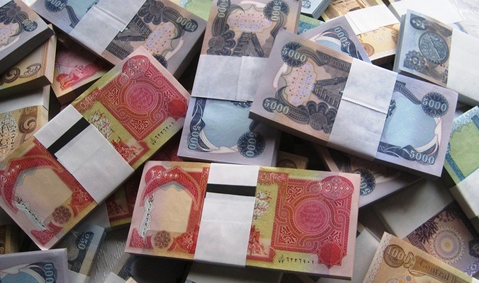 بغداد توافق على إرسال 200 مليار دينار لتمويل رواتب موظفي إقليم كوردستان