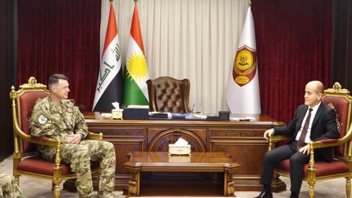 وزارة البيشمركة تناقش سبل تطوير قدرات قواتها مع مستشار القوات الهنغارية في اقليم كوردستان