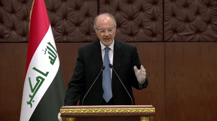 علاوي: العراق غير قادر على زيادة صادراته النفطية وملتزم باتفاقيات اوبك