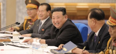 زعيم كوريا الشمالية يرأس اجتماعاً عسكرياً وسط توقعات إجراء تجربة نووية
