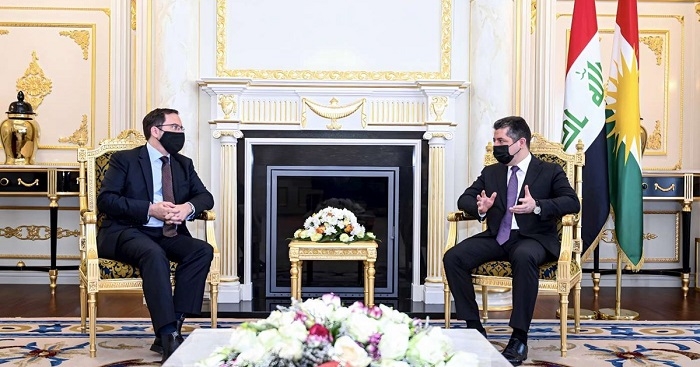 PM Masrour Barzani meets British Ambassador to Iraq