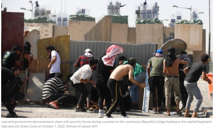 Thousands of Iraqis mark 3rd anniversary of nationwide protests