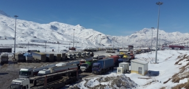 ضبط حافلة إيرانية في معبر حاج عمران محملة بالبضائع المعدة للتهريب
