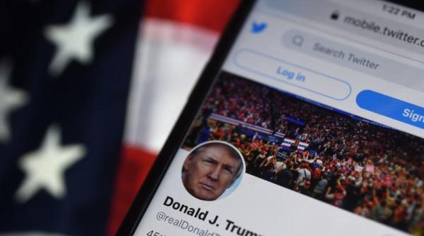 ترمب يستعيد حسابه على «تويتر»