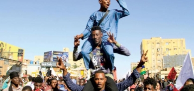 السودانيون يترقبون تشكيل الحكومة المدنية بعد «الاتفاق النهائي»