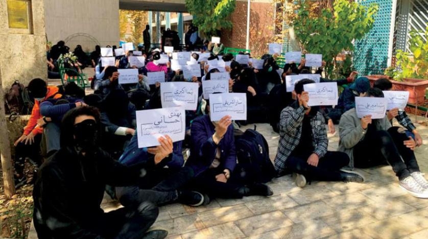 انتقادات في البرلمان الإيراني لاستخدام الذخائر الحية ضد المحتجين