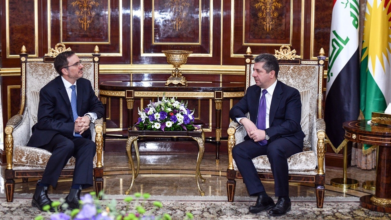 مسرور بارزاني للسفير البريطاني: ثمة أجواء إيجابية لحل المشاكل العالقة بين أربيل وبغداد