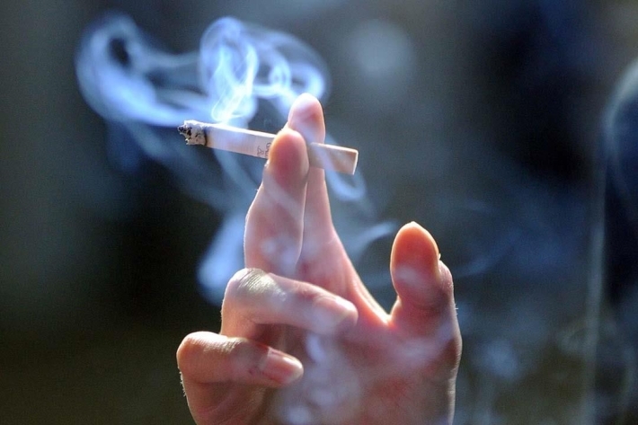 دراسة .. التدخين يسبب تدهوراً معرفياً مبكراً