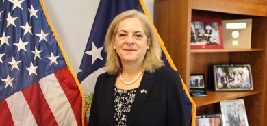 السفيرة الأمريكية لدى بغداد تحتفل باليوم العالمي للمرأة في كوردستان
