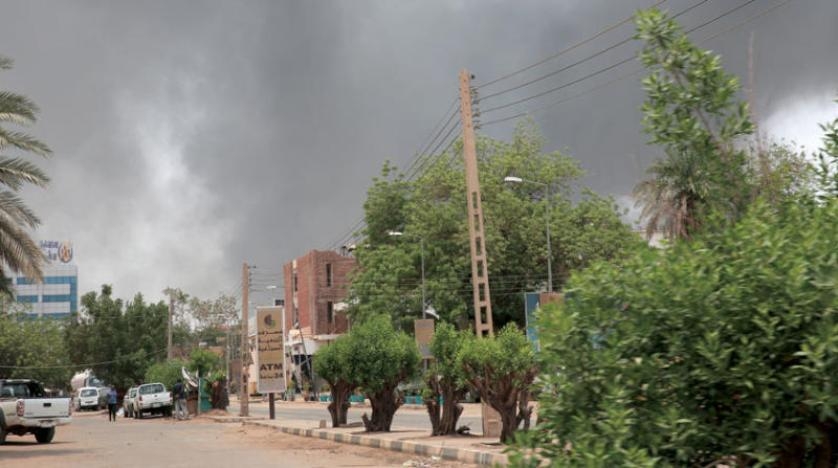 إنها الحرب... السودانيون تحت رحمة الرصاص والقذائف