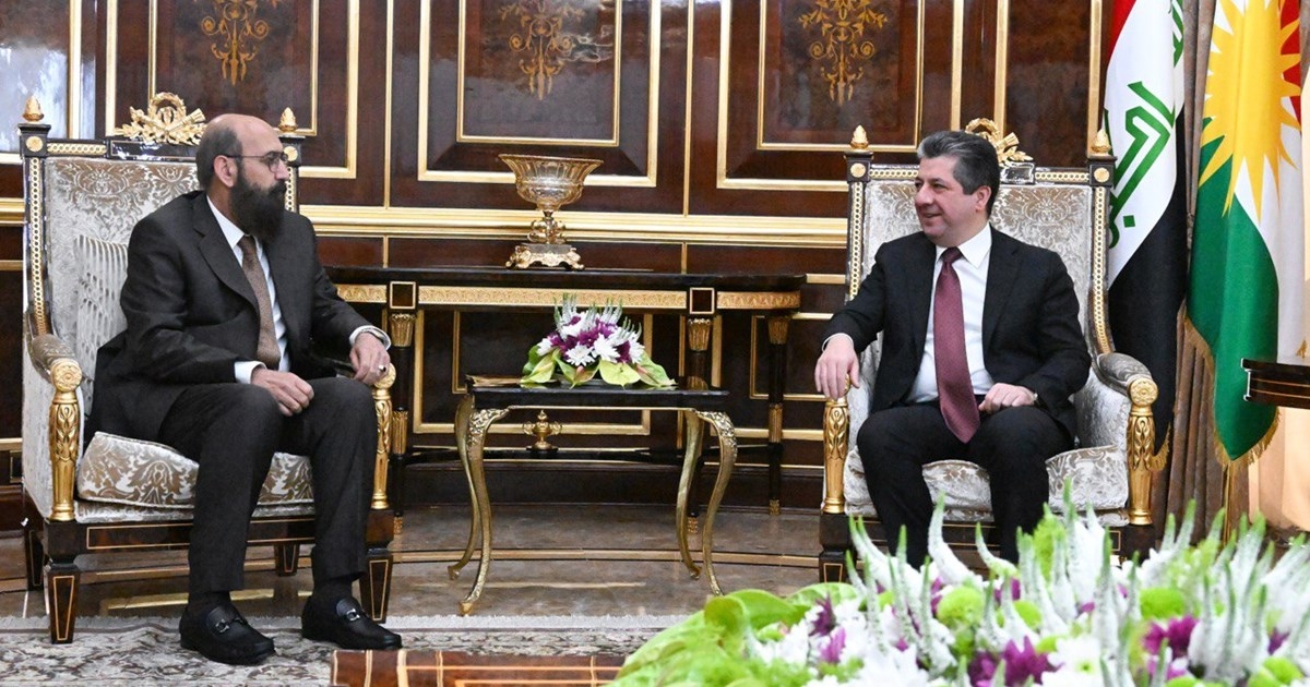 PM Barzani discusses Sinjar agreement with Yezidi leader