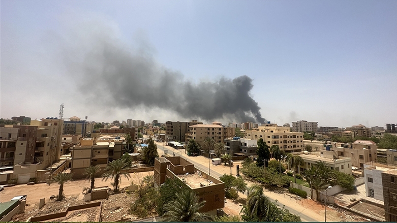 السوداني يوجه بإرسال طائرتين لنقل العراقيين العالقين في السودان
