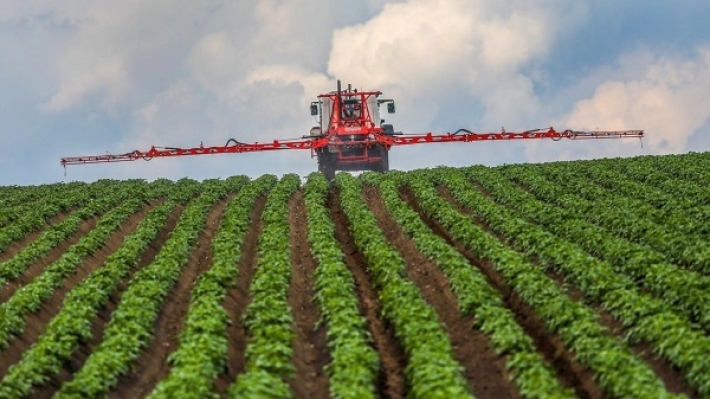 مسرور بارزاني يوافق على تخصيص اكثر من 4 مليارات دينار دعماً للقطاع الزراعي