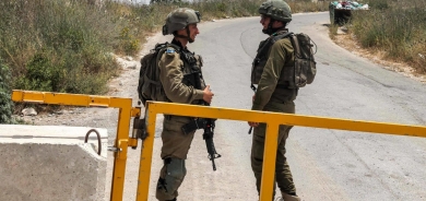 الجيش الإسرائيلي ينفّذ اقتحامات في نابلس وطولكرم... ويستعد لهدم منزلين