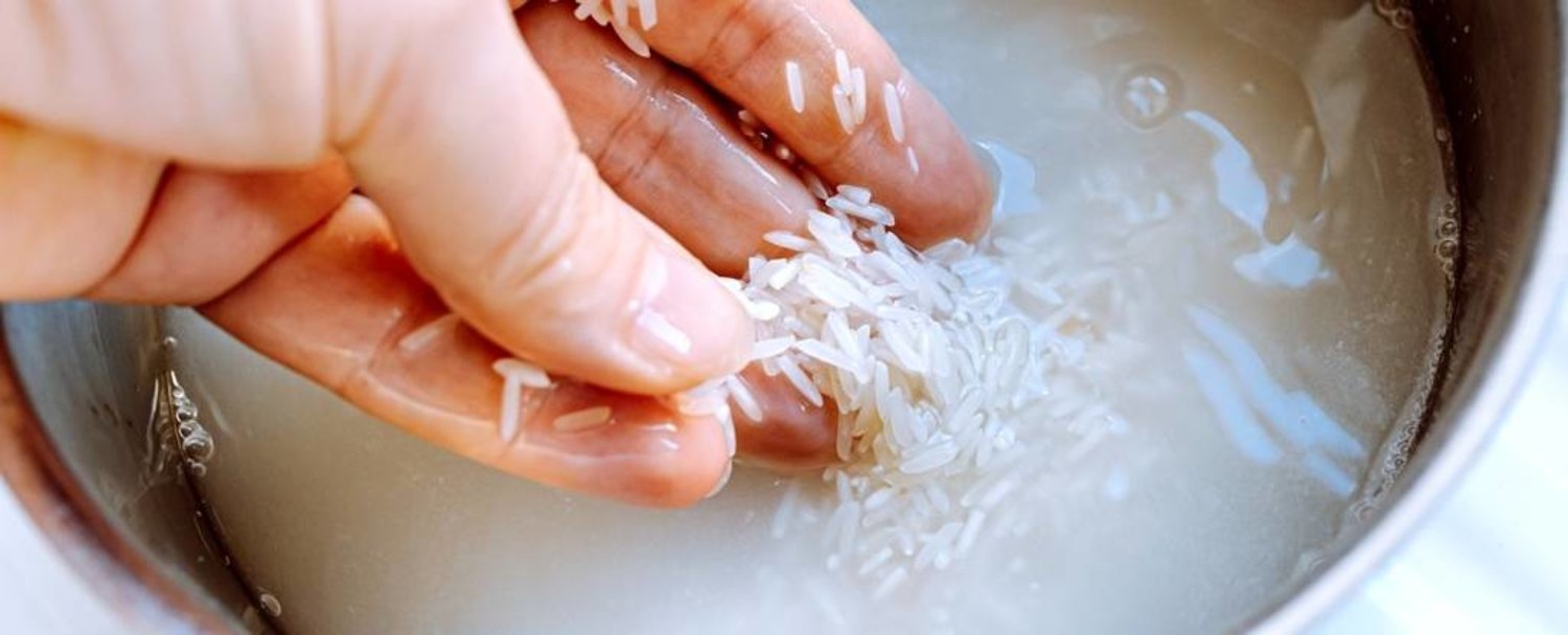 هل من الضروري غسل الأرز قبل طبخه؟