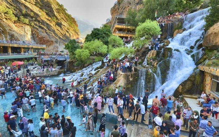 وصول أكثر من 200 ألف سائح لإقليم كوردستان لقضاء عطلة العيد