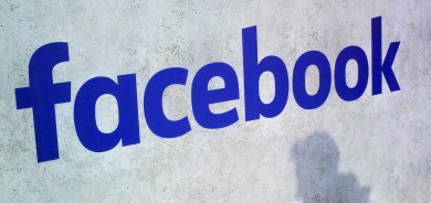 الخدمات الإخبارية على «فيسبوك»... بين التراجع والتوافق مع الناشرين