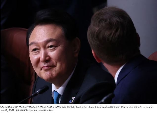 South Korean President Yoon Makes Surprise Visit to Ukraine