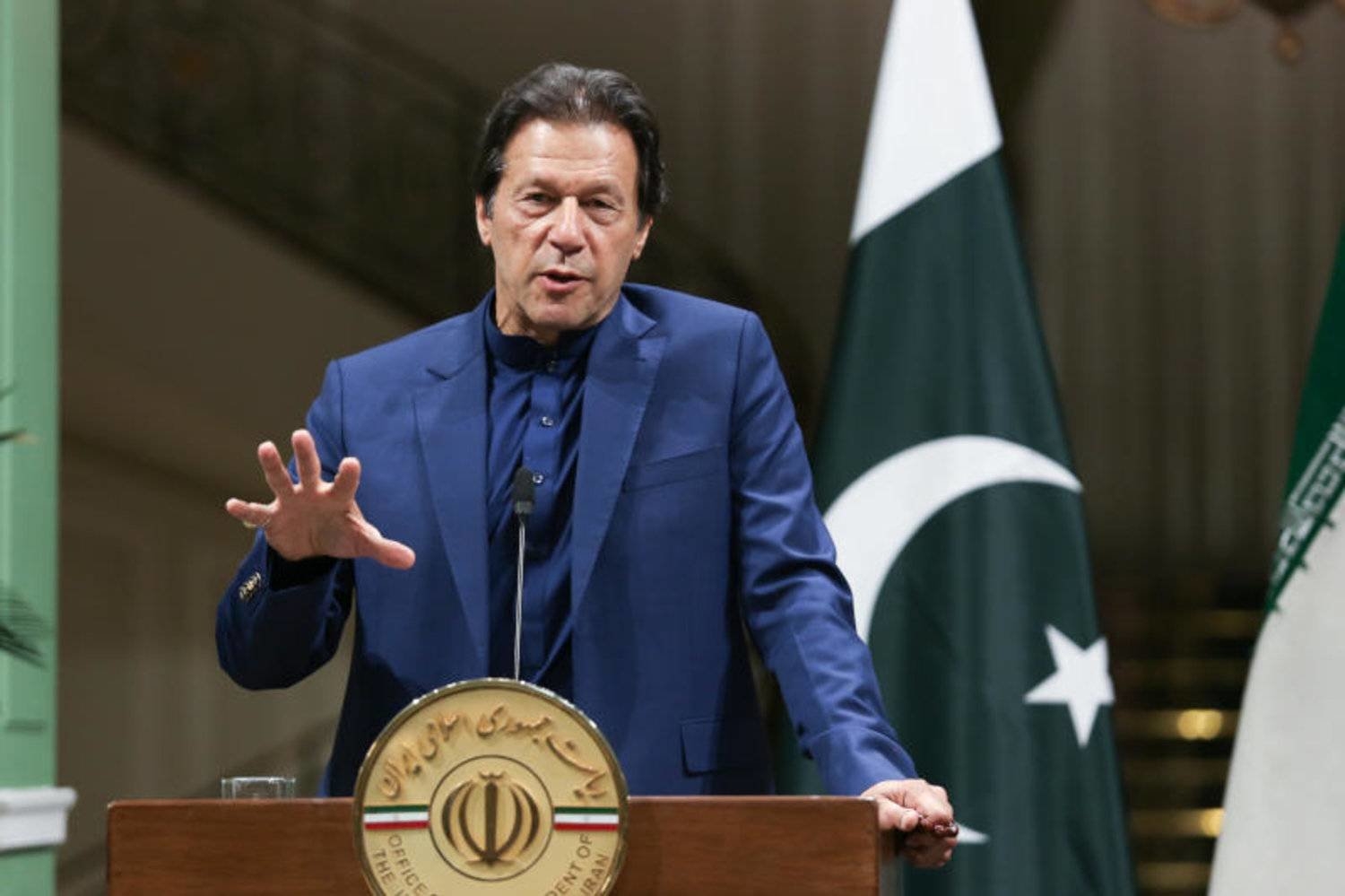 رئيس وزراء باكستان السابق عمران خان سيواجه تهماً بإفشاء أسرار رسمية