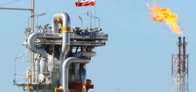 إيران تمنح العراق الغاز مقابل 100 ألف برميل نفط يومياً