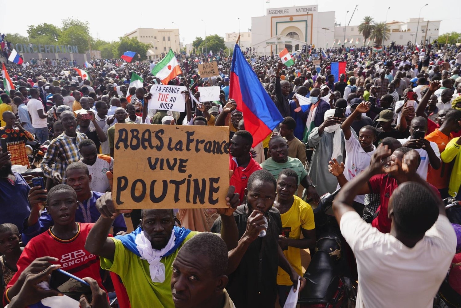 أزمة النيجر: فرنسا في عين العاصفة