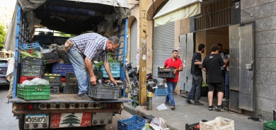 لبنان: تحذير من «مجاعة» بسبب فقدان المواد الغذائية الأساسية