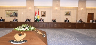 مجلس وزراء إقليم كوردستان يطالب بغداد بحل جذري وعادل لمشكلة الرواتب