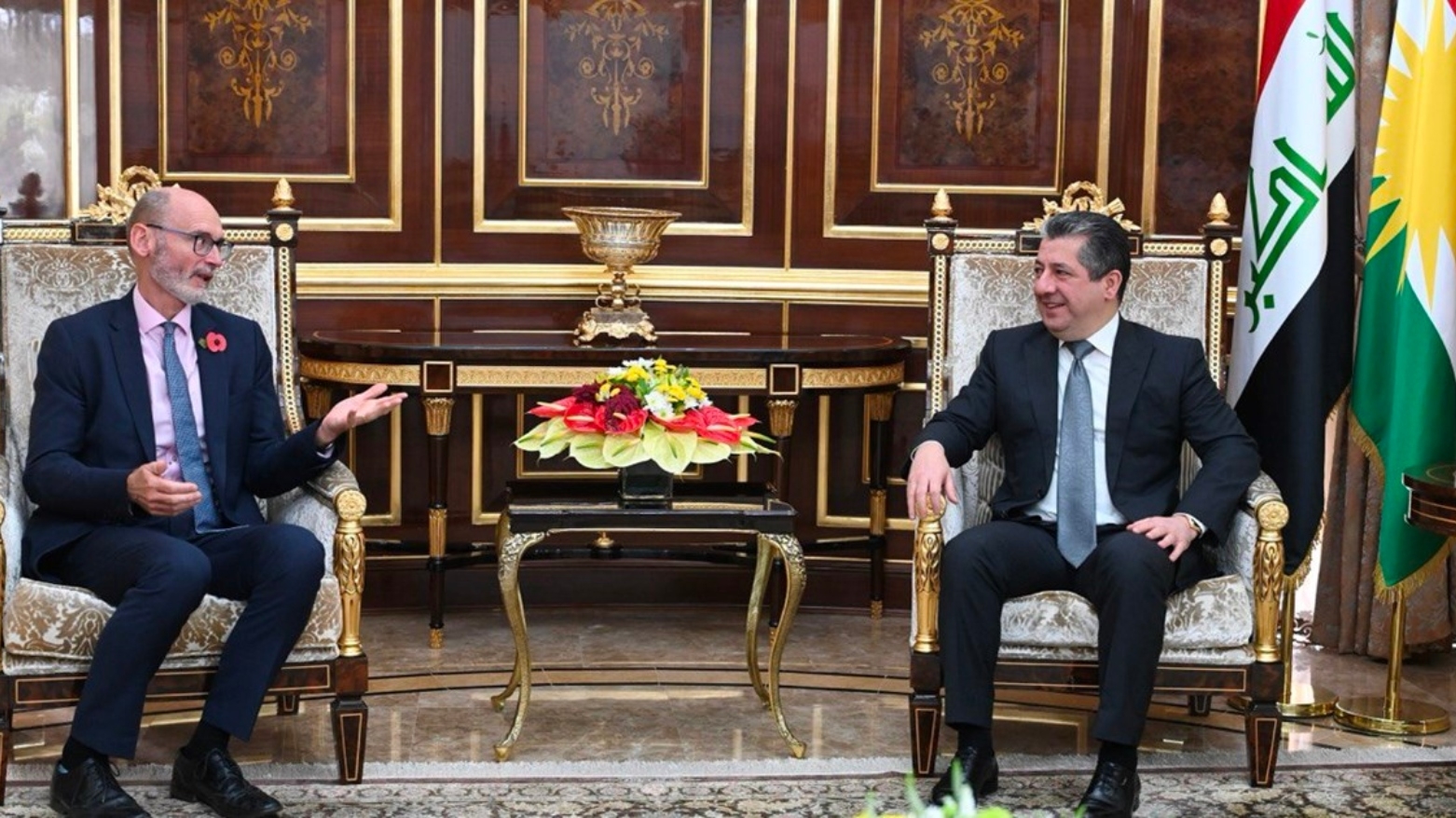 مسرور بارزاني والسفير البريطاني يبحثان مستجدات الوضع السياسي والأمني في العراق والمنطقة