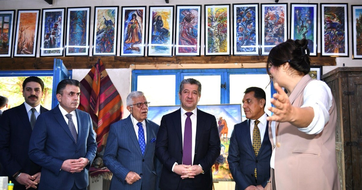 KRG Prime Minister Visits Erbil Institute of Fine Arts Festival