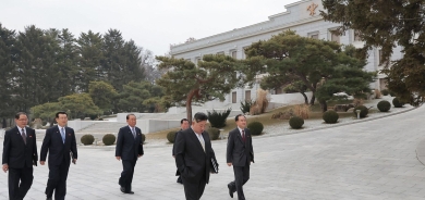 زعيم كوريا الشمالية يأمر الجيش بتسريع الاستعدادات للحرب