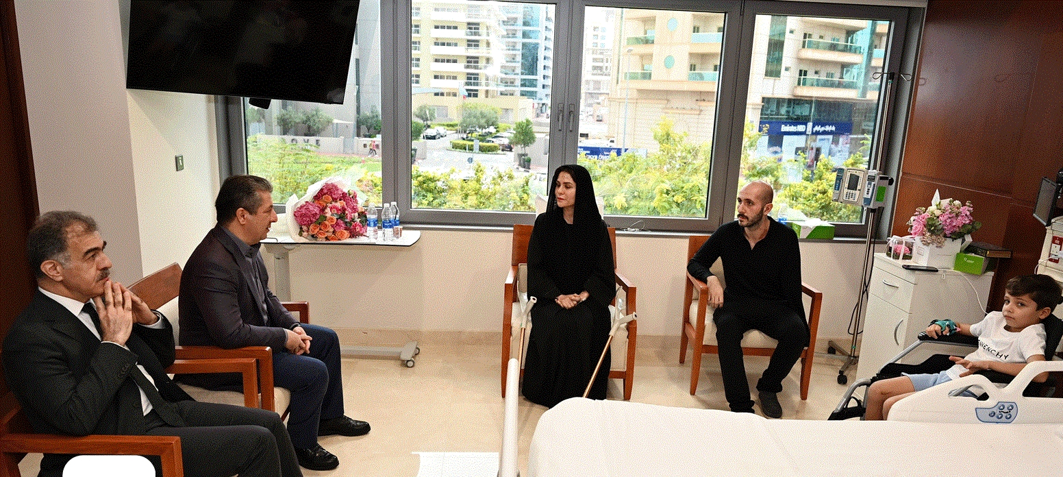 رئيس حكومة إقليم كوردستان يزور عائلة الشهيد بيشرو دزيي في دبي