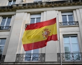 إسبانيا تسحب «بشكل نهائي» سفيرتها لدى الأرجنتين