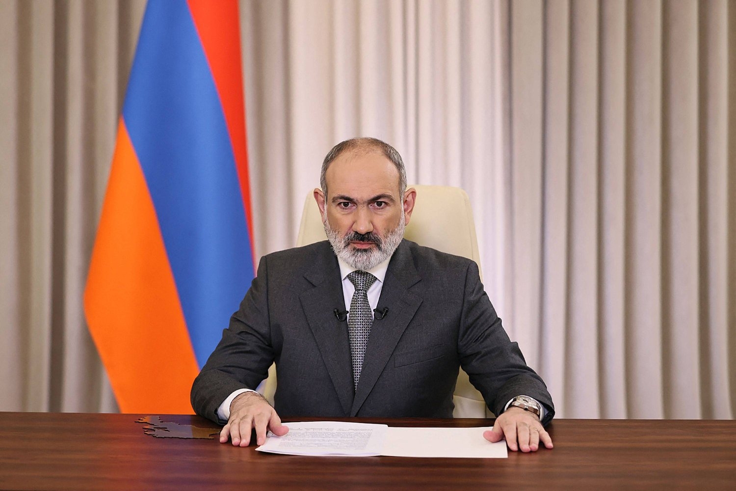 هبوط اضطراري لمروحية تقل رئيس وزراء أرمينيا