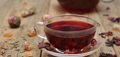 9 فوائد صحّية مذهلة لشاي الكركديه