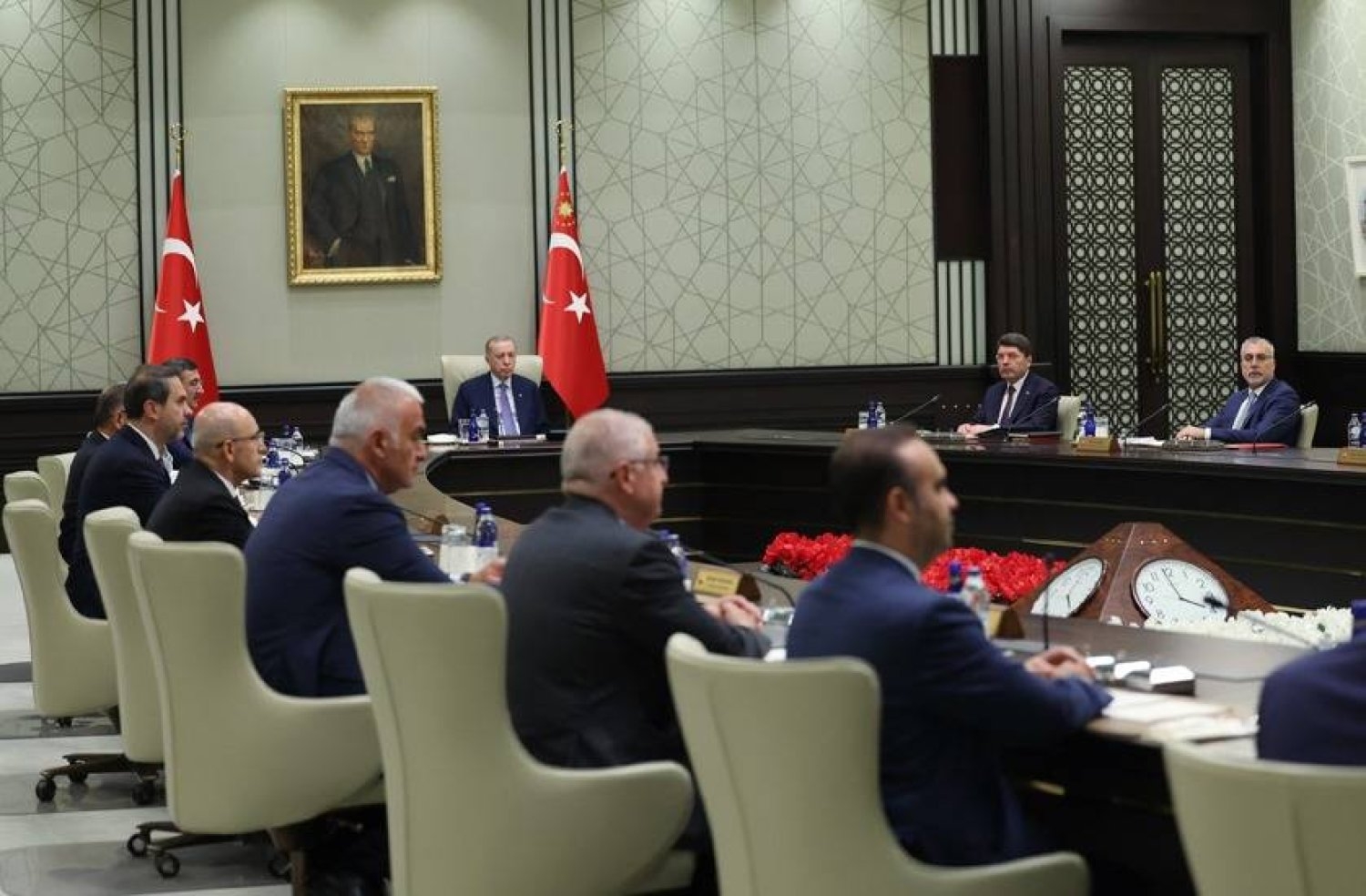 تركيا: سحب صلاحيات من الرئيس بينها تعيين الولاة