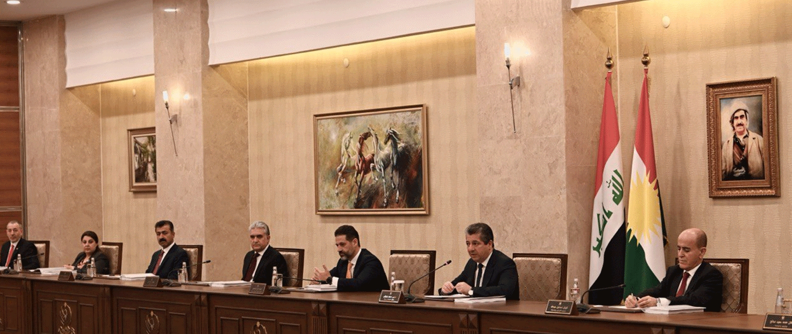 في اجتماع مجلس الوزراء  مناقشة جهود وخطوات استئناف تصدير النفط واستلام قمح فلاحي إقليم كوردستان